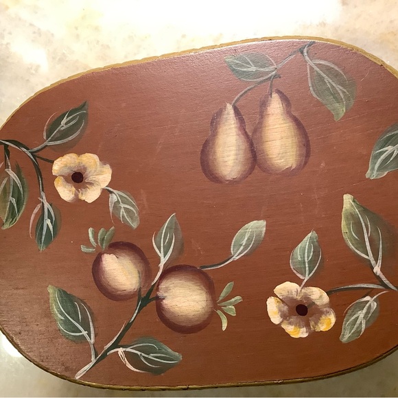 2 Vintage Hand Painted, wood, metal hinges, velvet lined, nestling boxes, flower - Picture 5 of 15